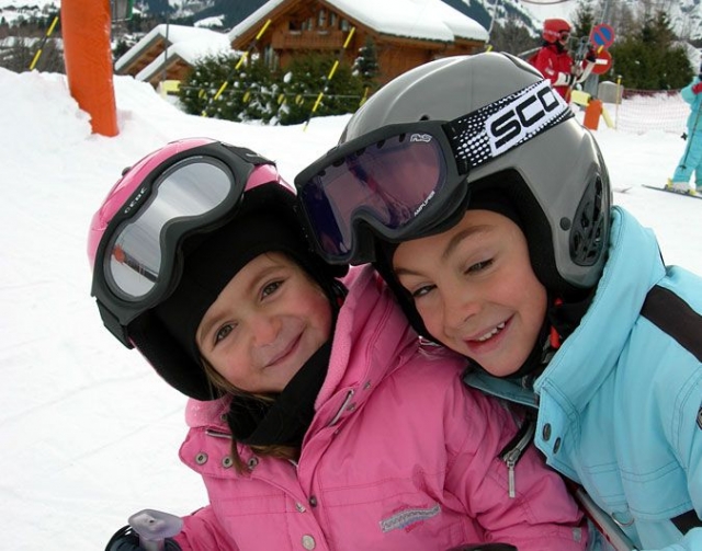  Ski for children from 5 to 12 years old 